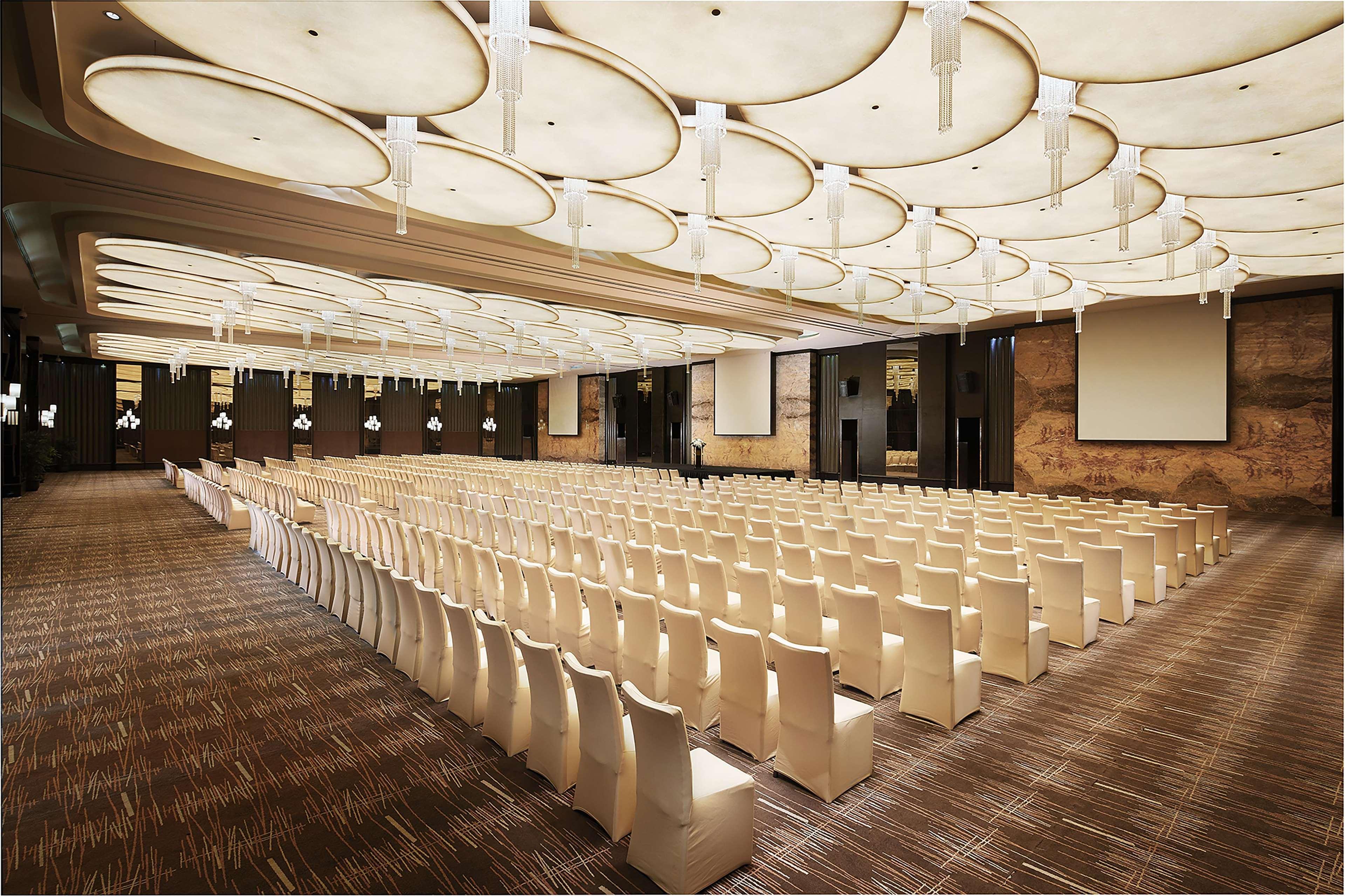 Hilton Shanghai Hongqiao Extérieur photo