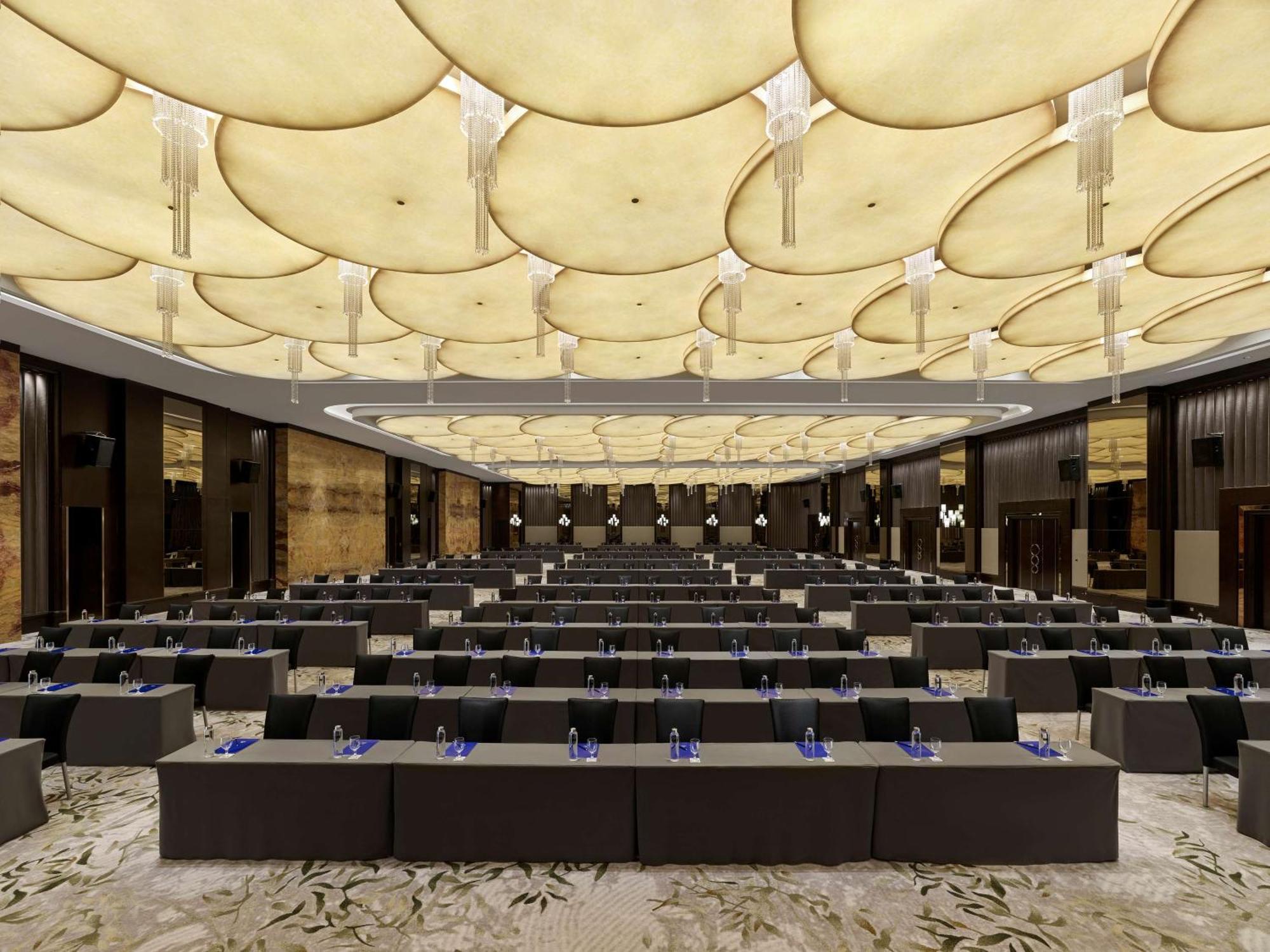 Hilton Shanghai Hongqiao Extérieur photo