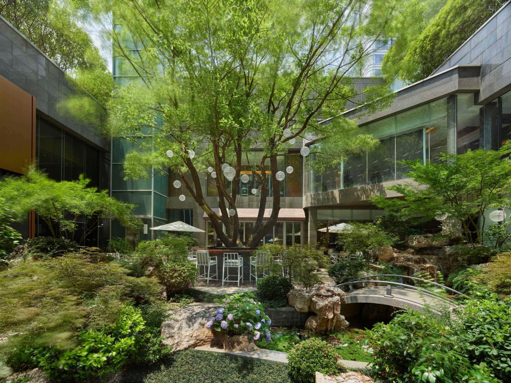 Hilton Shanghai Hongqiao Extérieur photo